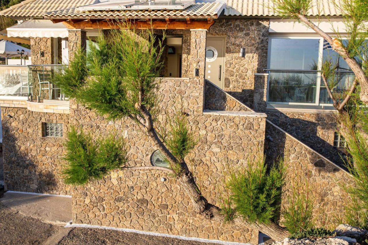Black Rocks Family, Luxury Seafront Beach Maisonette Agios Gordios  Ngoại thất bức ảnh