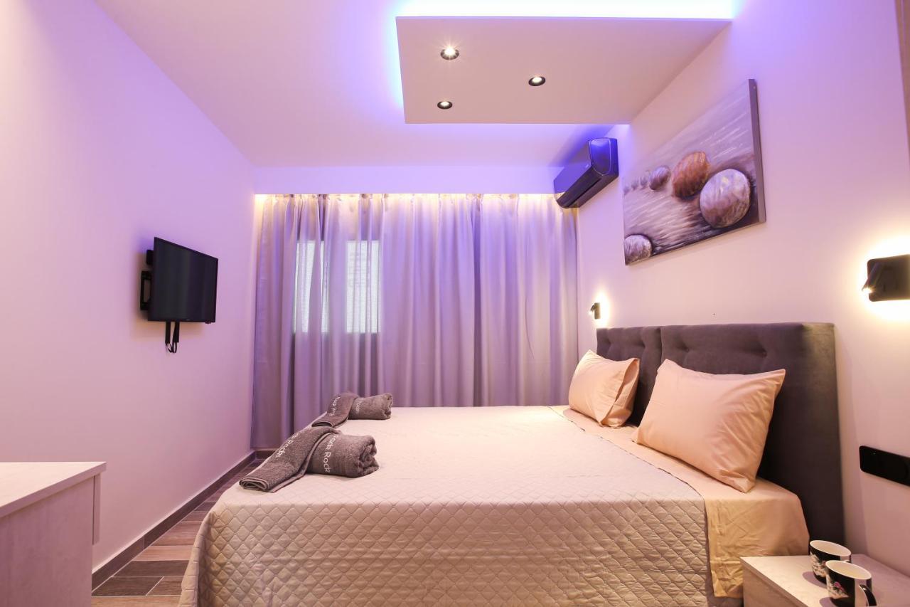 Black Rocks Family, Luxury Seafront Beach Maisonette Agios Gordios  Ngoại thất bức ảnh